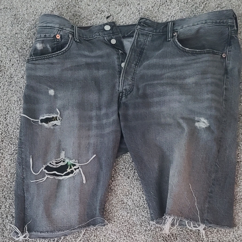 Levis distressed jeans shorts